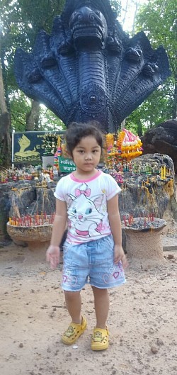 วัดถ้ำพญานาค อำเภอโขงเจียม